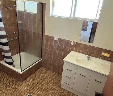 Spacious Jetty Unit - Photo 4