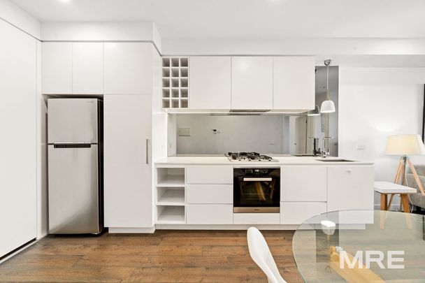 Furnished St Kilda apartment - Photo 1