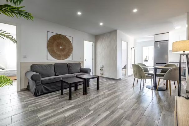 Carrer de Martín Soler Músic, Valencia, Valencian Community 46022 - Photo 1