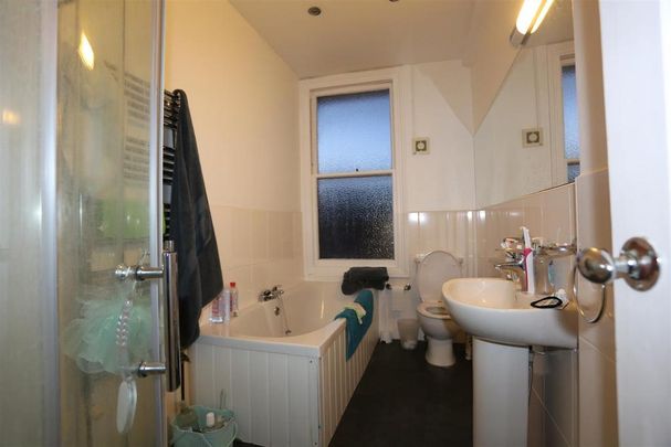 5 bedroom house to rent - Photo 1