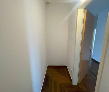 Große 3 Zimmerwohnung mit Terrasse! - Foto 4