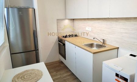 Prenájom pekný 1 izbový byt, kpt. Jána Rašu, Bratislava IV. Dúbravka - Photo 4