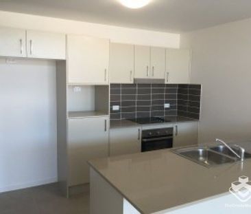 Location! Location! Location! - Photo 3