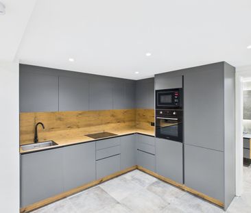 Charmante 1.5-Zimmer-Wohnung in zentraler Lage von Altstätten - Photo 3