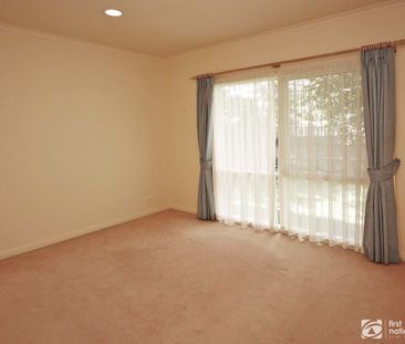BEAUTIFUL HOME ON APPROX 1 ACRE - Photo 4
