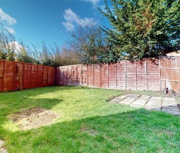 2 bedroom semi-detached house to rent - Photo 4