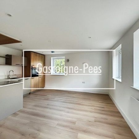 Flat 16, London Road, Basingstoke - Photo 1