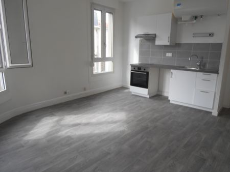 Appartement RUE JEAN MACE - Photo 3
