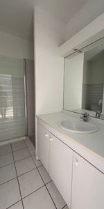 Location Appartement 1 pièce 27m² - Photo 3