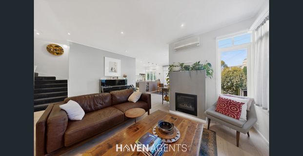 Stunning Beachside Location - 3 Bedroom Home in the Perfect Location! ** HAVEN AGENTS - Photo 1