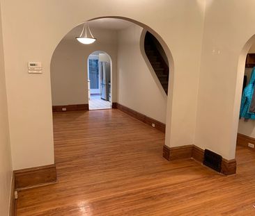 For Lease - 339 Lippincott Street, Toronto, Ontario - Photo 1