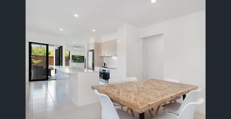 Private Ensuite Room in Birtinya Share House - Photo 2