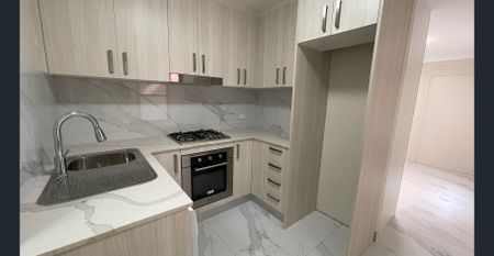 1 Bedroom Self Contained STUDIO FLAT - Photo 4