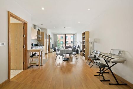 2 bedroom apartment to rent - Photo 3