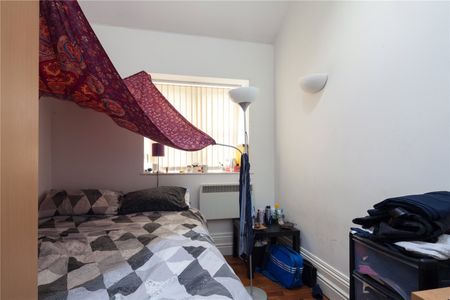 13-17 Chancery Lane, Huddersfield, HD1 - Photo 3