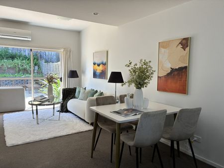 Charming Townhouse in Bayview - Photo 3