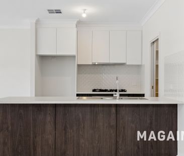 6 Woodstock Ave, Christie Downs SA 5164 - House For Rent | Domain - Photo 6