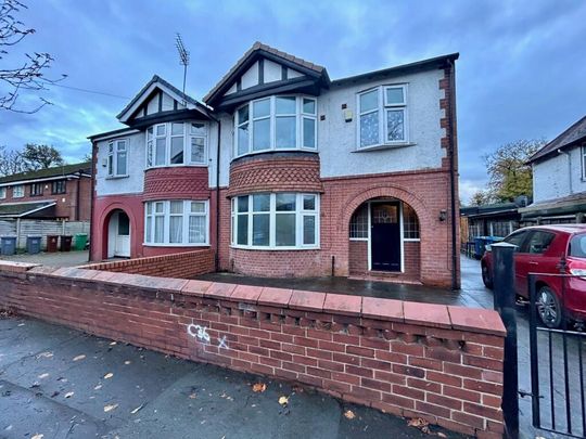 Room in a Shared House, Brook Road, M14 - Photo 1