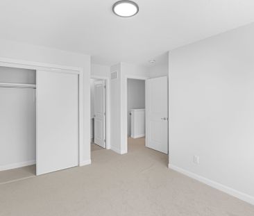 For Lease - 301 Glenroy Gilbert Drive Unit# 10, Barrhaven, Ontario - Photo 3