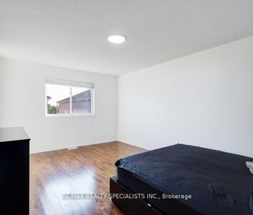 For Lease - 42 Trumpet Valley Boulevard, Brampton, Ontario - Photo 5