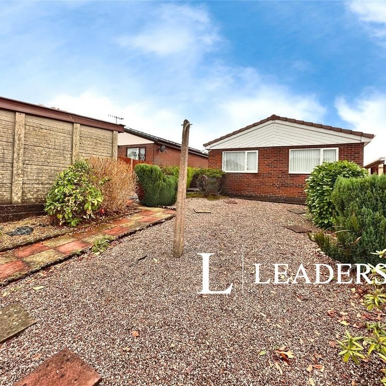 3 bedroom bungalow to rent - Photo 1