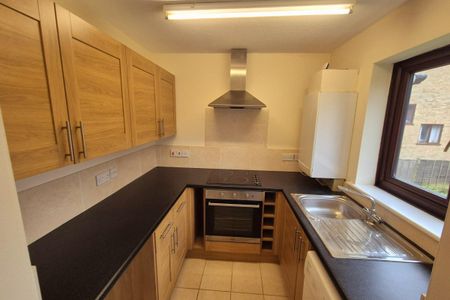 Bicknell Gardens - Photo 4