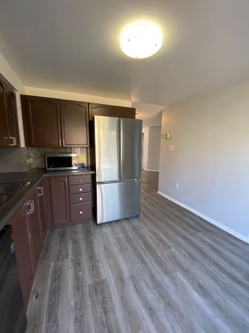 For Lease - 46 Lions Gate Blvd Boulevard, Barrie, Ontario - Photo 3