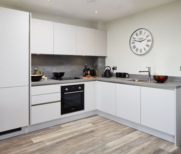 Flat to rent - St. Marks Road, Bromley, BR2 - Photo 5
