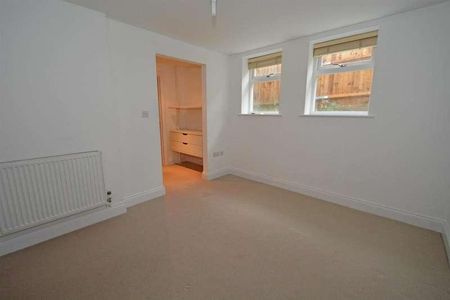Roca Court, Hermon Hill, Wanstead, E11 - Photo 4