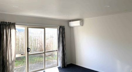 Family Home - Photo 2