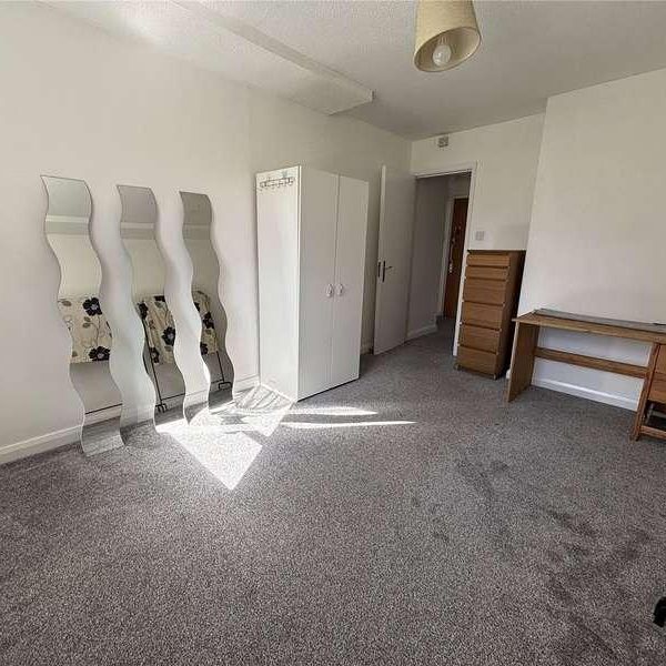 Melrose Apartments, Hathersage Road, Manchester, M13 - Photo 1