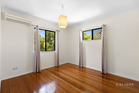 13 Harvard Street, Kenmore, QLD, 4069 - Photo 2