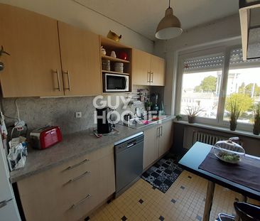 Location Appartement 4 pièces 119m² - Photo 3