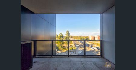 Contemporary Elegant One bedroom next to Edmondson park station - Photo 3