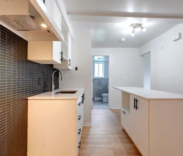 3 1/2 Style-Condo rénové à Mirabel (St-Janvier) - Juillet - Interne... - Photo 4