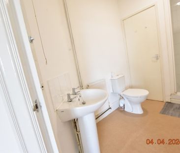 1 Bed Flat, Crawley Green Road, LU2 - Photo 5