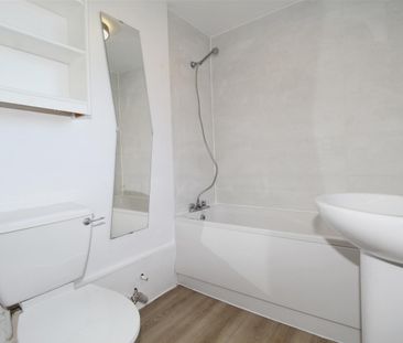 1 Bedroom Maisonette - Garden To Let - Photo 1