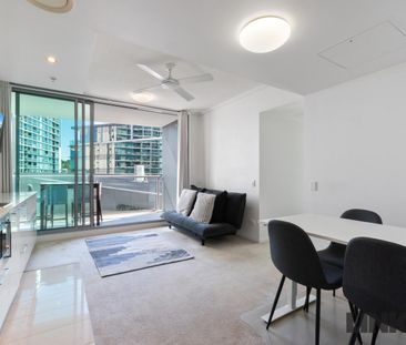 20303/8 Hercules Street, Hamilton QLD 4007 - Apartment For Rent | D... - Photo 2