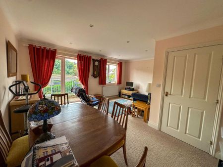 3 bedroom terraced house to rent - Photo 2