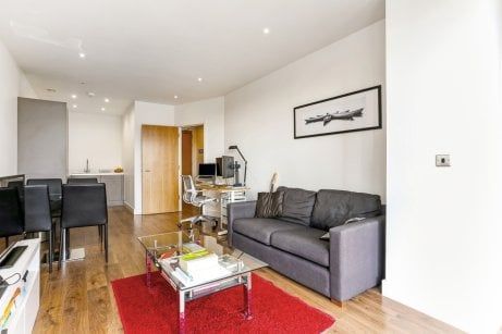 1 bedroom apartment to rent - Photo 1