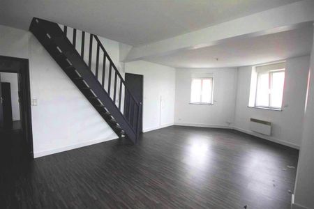 Location Appartement 2 pièces 40m² LILLE 59000 - Photo 2