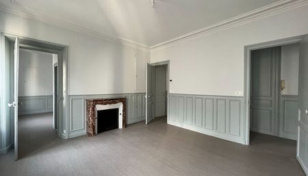 Appartement 4 pièces 84m2 REIMS 930 euros - Photo 5
