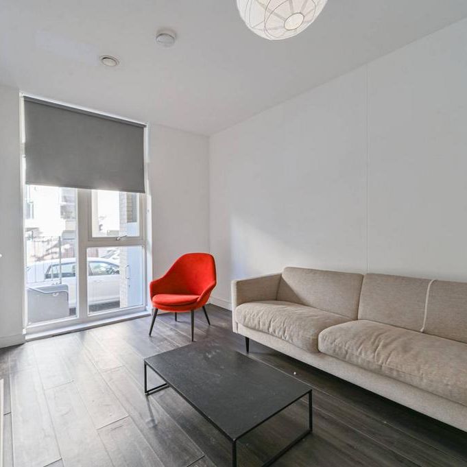 3 bedroom flat to rent - Photo 1