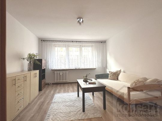 Przytulna kawalerka gotowa do zamieszkania - Photo 1