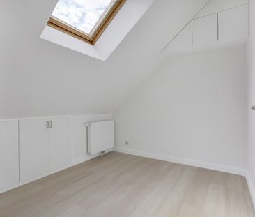 Stijlvol gerenoveerde woning met 2 slpk. - Foto 2