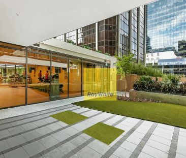 FURNISHED TWO BEDROOM PLUS STUDY - LUXURIOUS 5-STAR LIVING IN THE H... - Photo 5