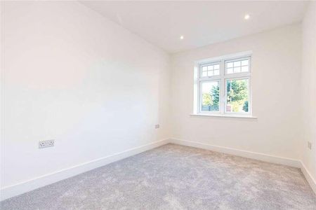 Shoppenhangers Road, Maidenhead, Berkshire, SL6 - Photo 4