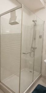 Location Appartement 2 pièces 40m² NICE 06100 - Photo 4