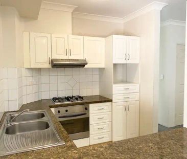 11/18-22 West Street, Hurstville NSW 2220 - Photo 3