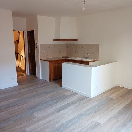 Location Appartement 1 pièce 30m² - Photo 4
